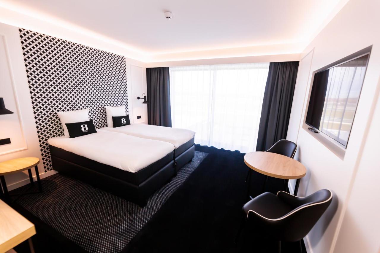 Gr8 Hotel Бреда Екстериор снимка